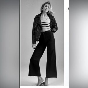 ZARA High Rise Jeans Slim Fit Wide Leg Black Frayed Jeans Size 8